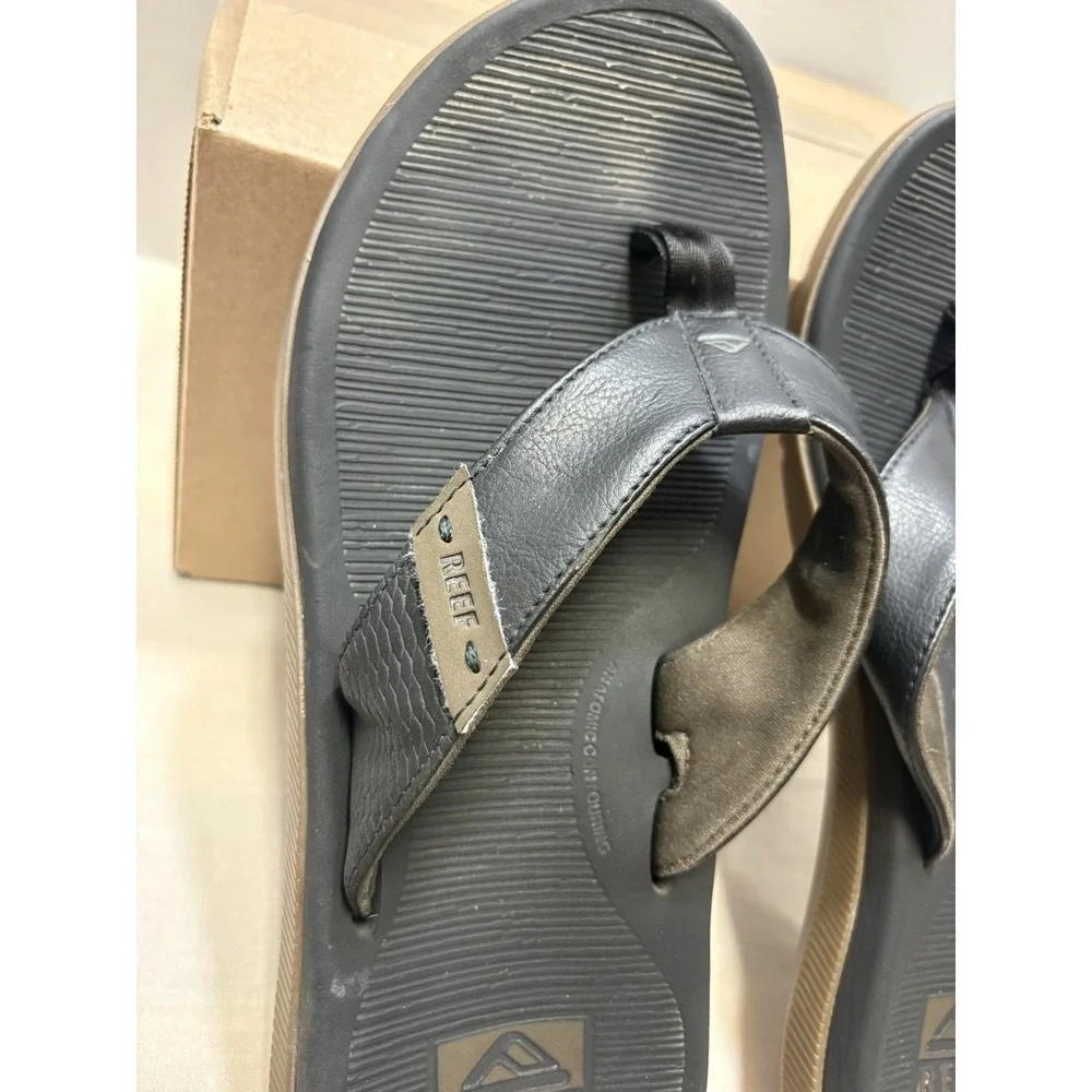 REEF Men's Santa Ana Water-Friendly Flip Flops Brown Size 10